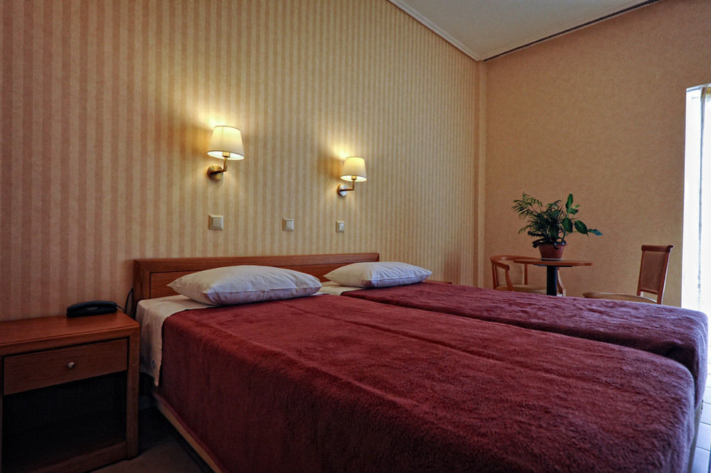 Hotel Ostria Kalamata Ngoại thất bức ảnh