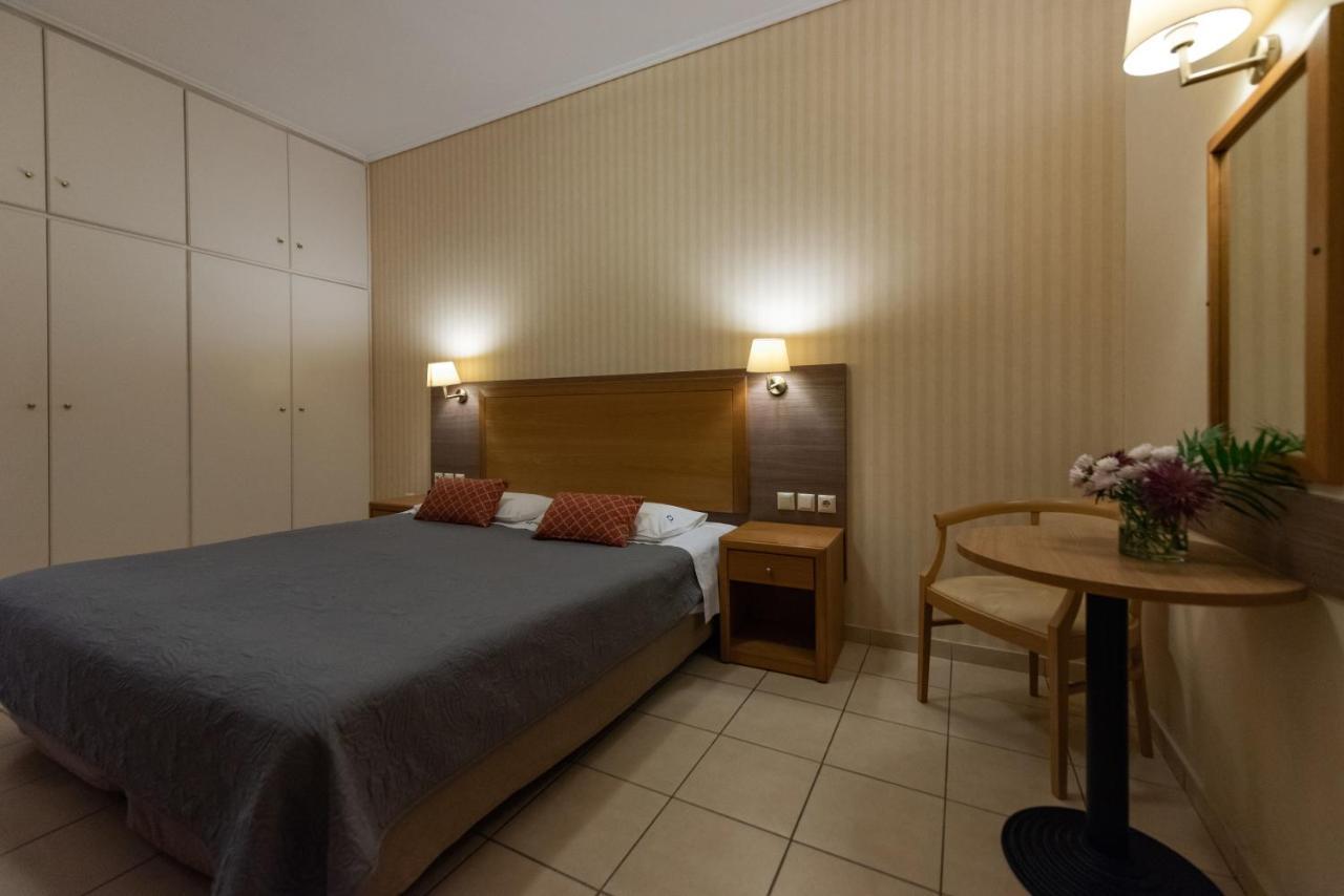 Hotel Ostria Kalamata Ngoại thất bức ảnh