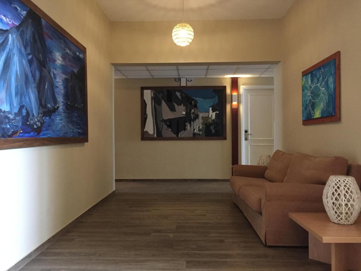 Hotel Ostria Kalamata Ngoại thất bức ảnh